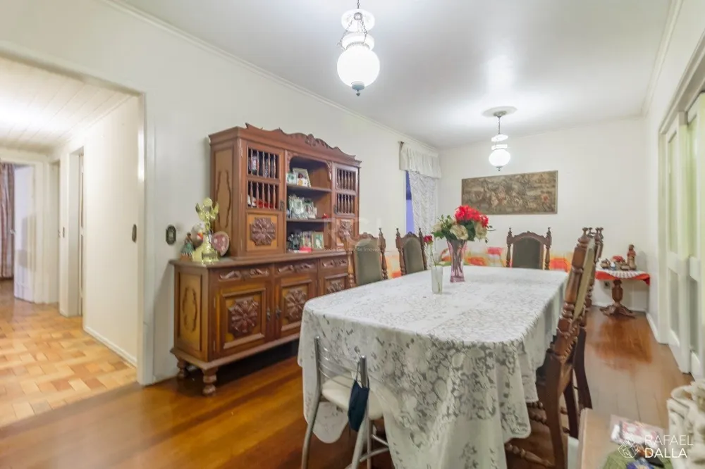 Casa, 5 quartos, 249 m² - Foto 2
