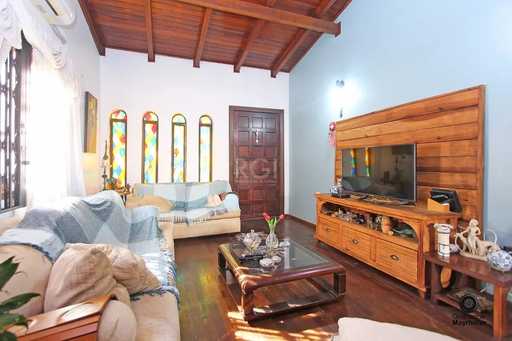 Casa, 4 quartos, 249 m² - Foto 2