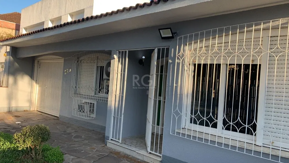 Casa, 3 quartos, 315 m² - Foto 1