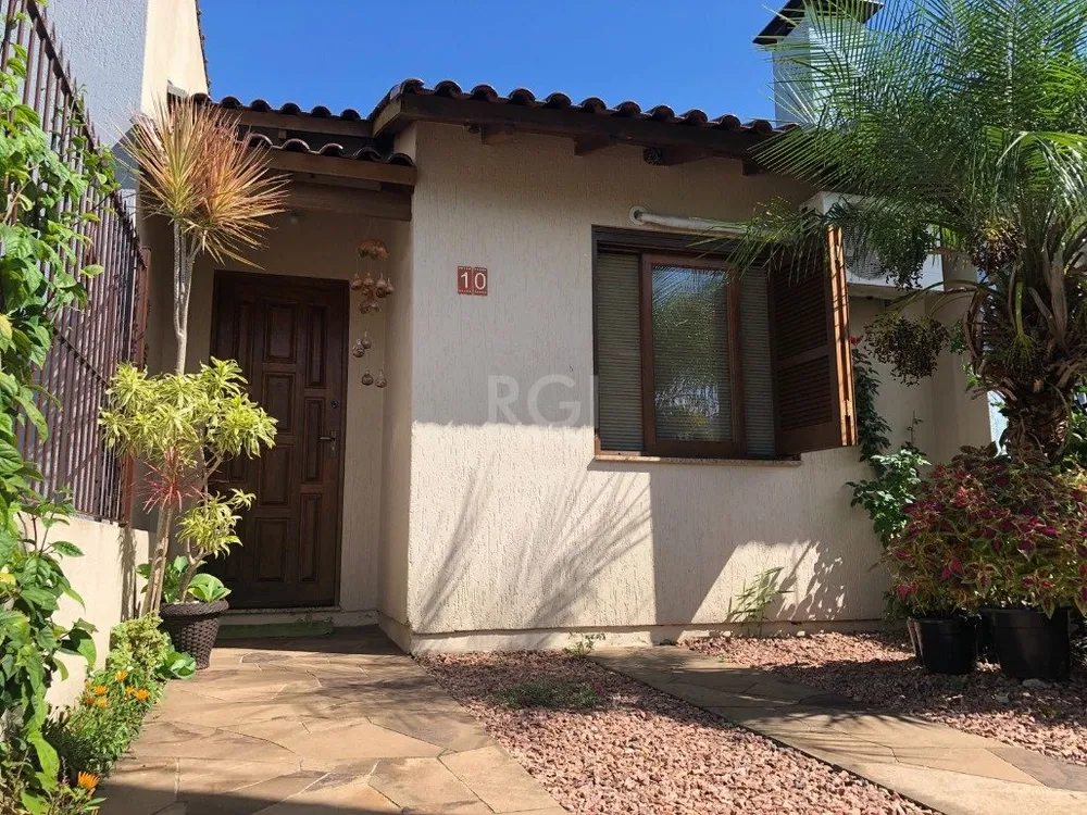 Casa, 2 quartos, 47 m² - Foto 1