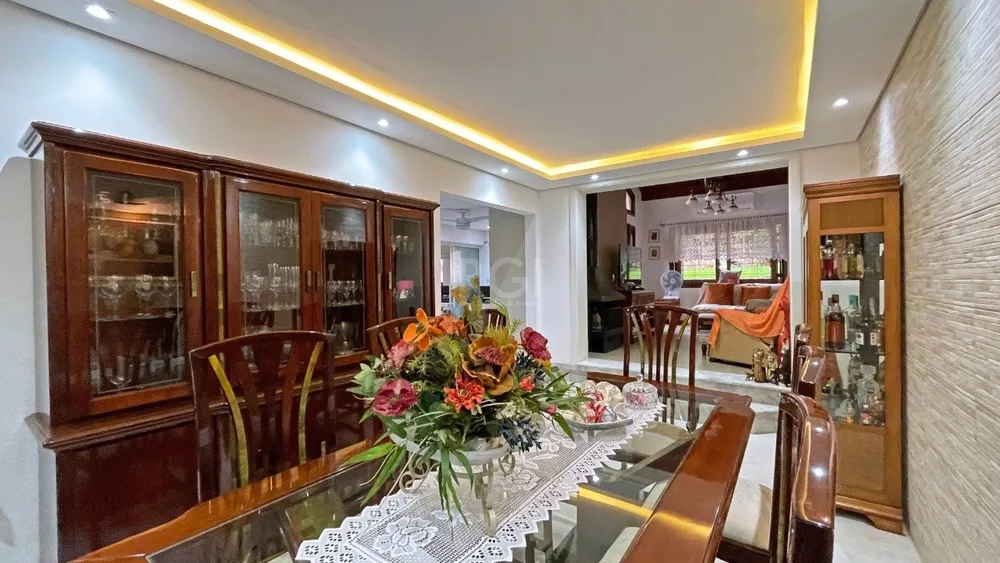 Casa, 4 quartos, 261 m² - Foto 3