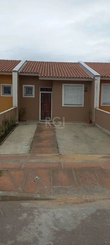 Casa, 2 quartos, 39 m² - Foto 1