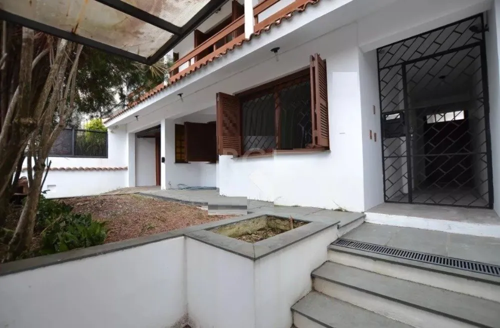 Casa, 4 quartos, 267 m² - Foto 1