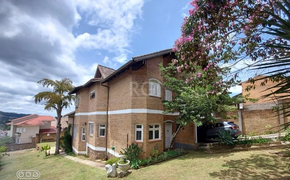 Sobrado, 4 quartos, 447 m² - Foto 1