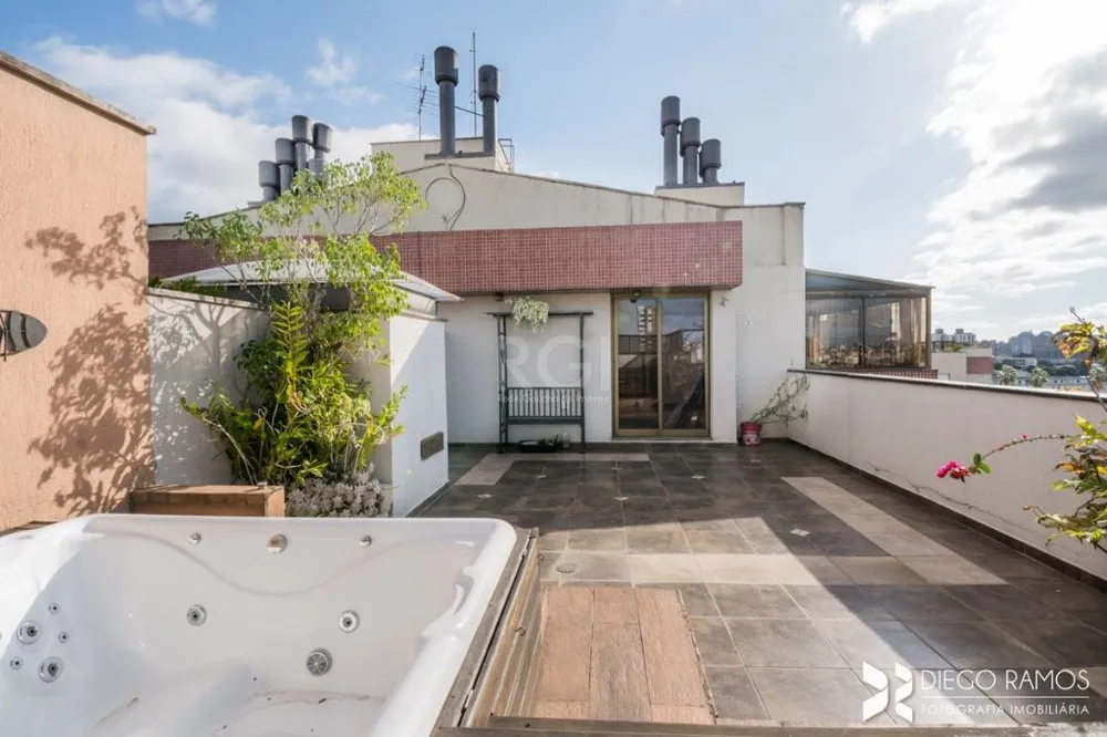 Cobertura, 3 quartos, 204 m² - Foto 1