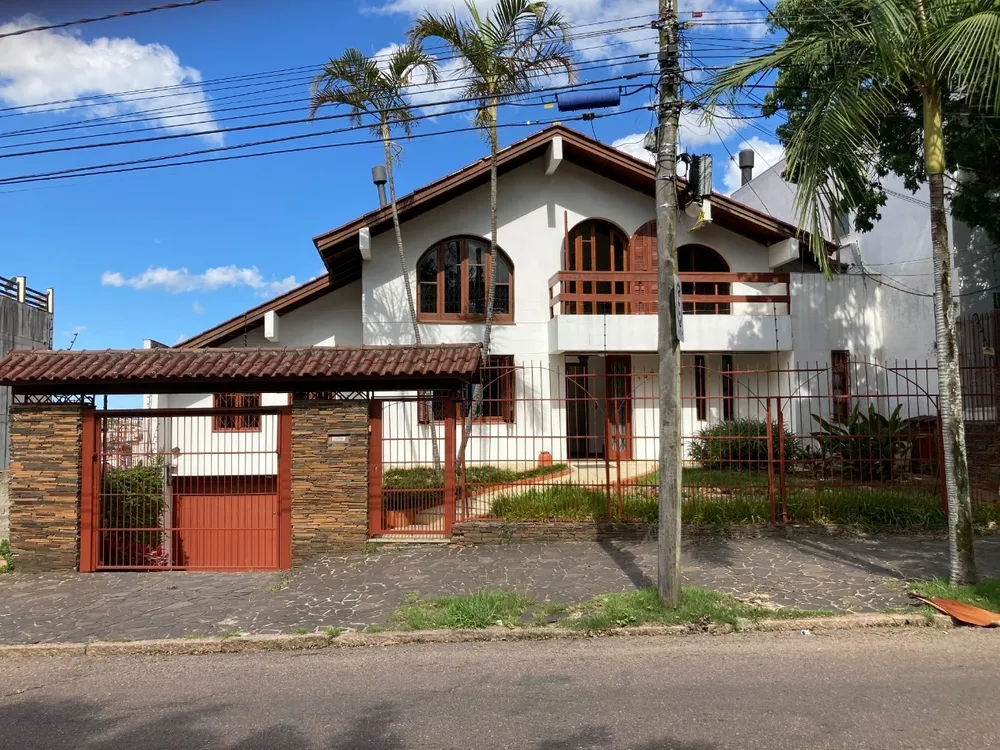 Casa, 5 quartos, 366 m² - Foto 1