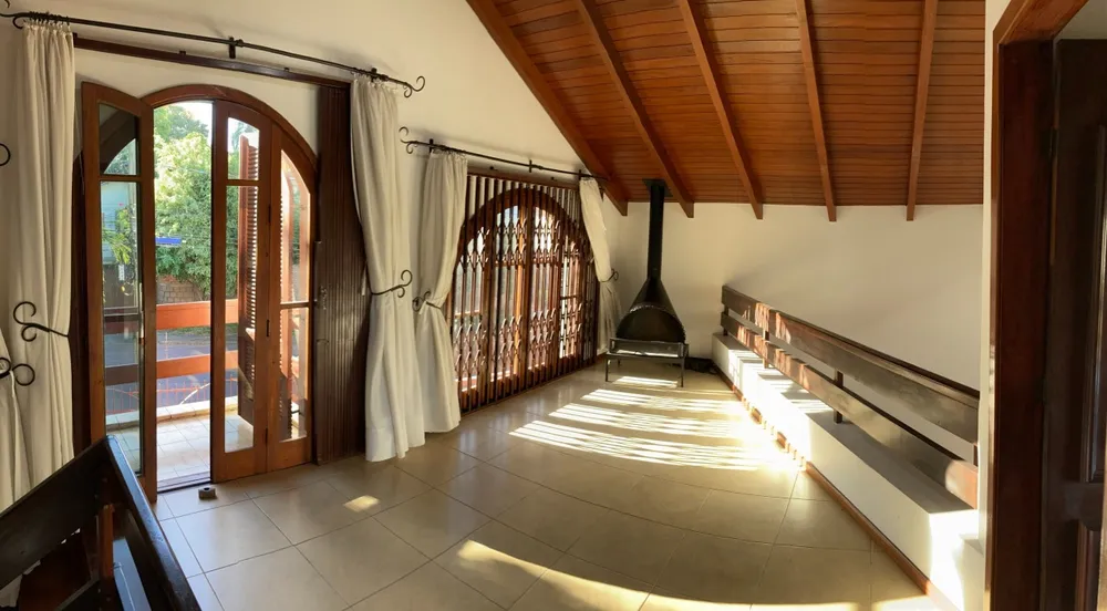 Casa, 5 quartos, 366 m² - Foto 2