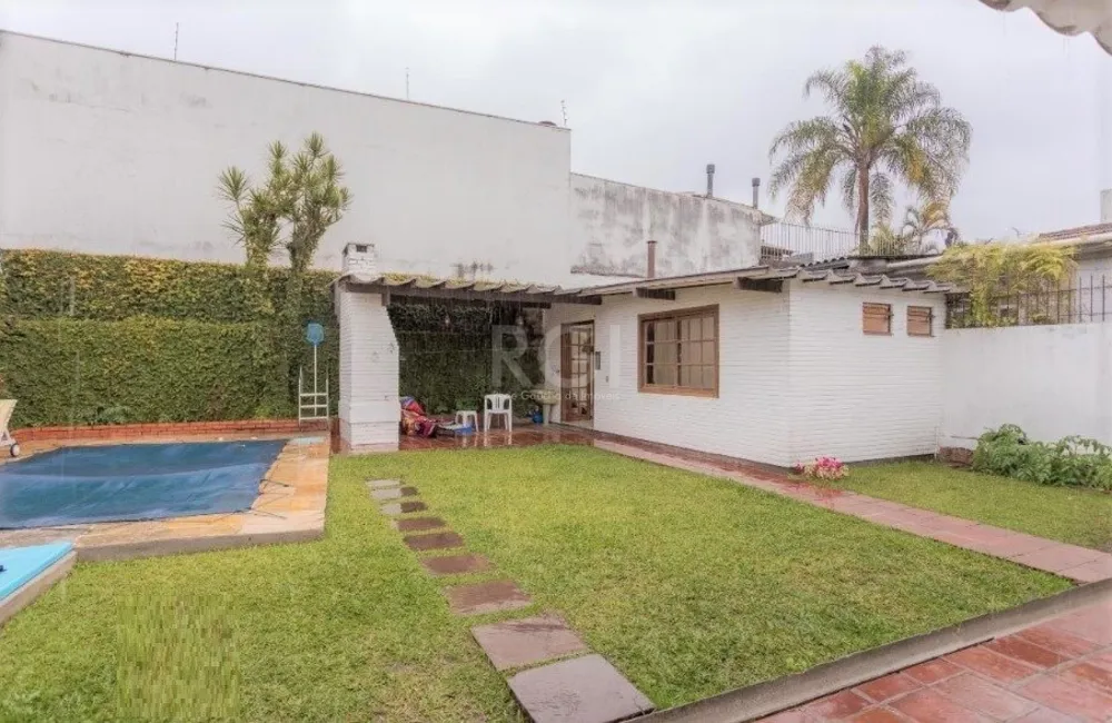 Casa, 4 quartos, 327 m² - Foto 2