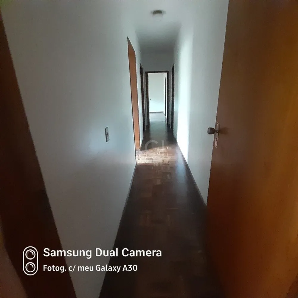 Casa, 3 quartos, 202 m² - Foto 1