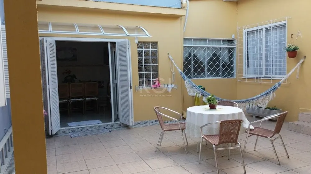 Casa, 4 quartos, 289 m² - Foto 1