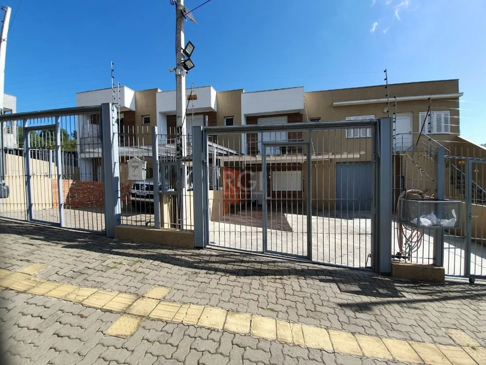 Casa, 3 quartos, 96 m² - Foto 1