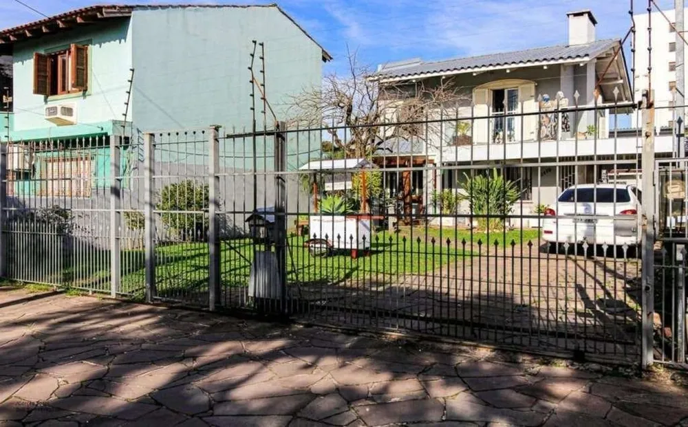Casa, 3 quartos, 250 m² - Foto 1