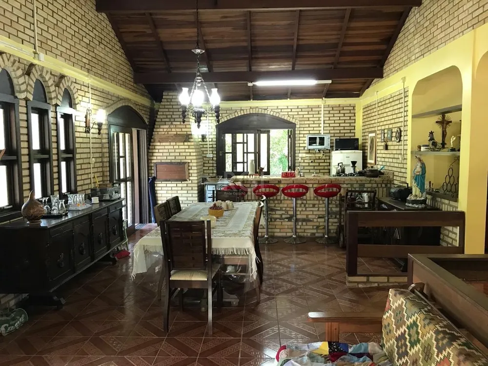 Casa, 3 quartos, 300 m² - Foto 2