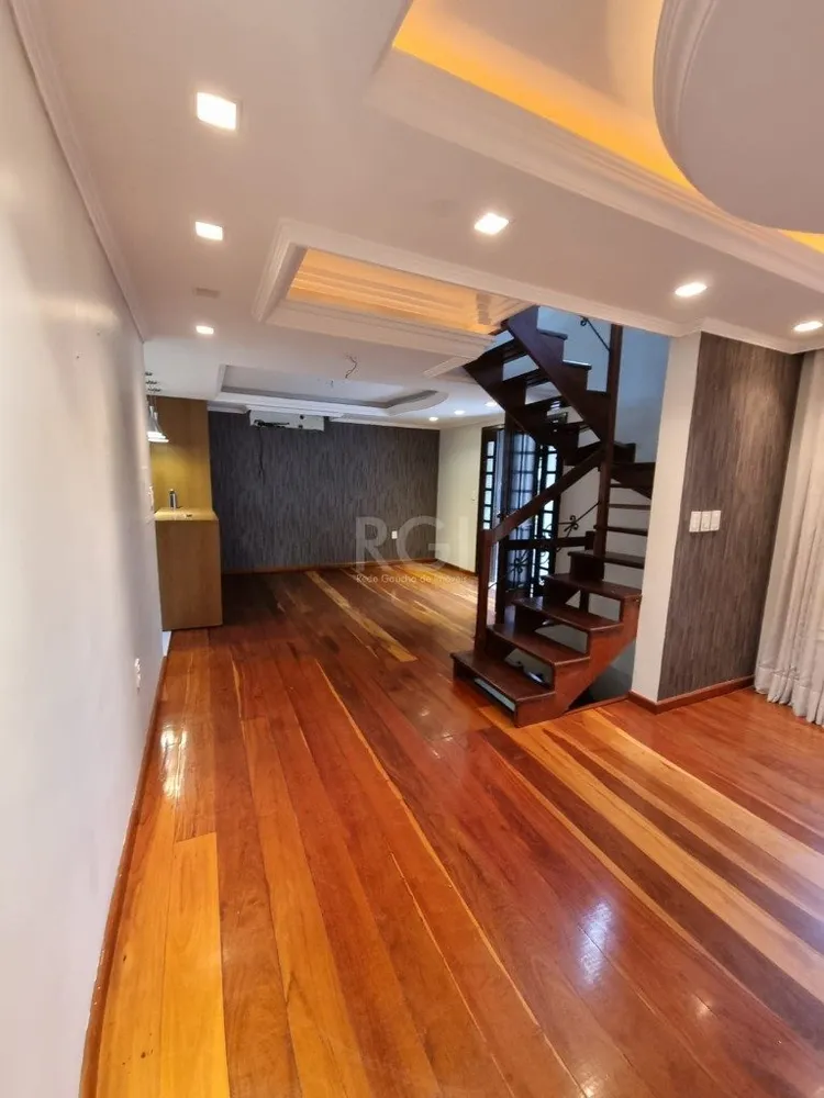 Casa, 3 quartos, 209 m² - Foto 2