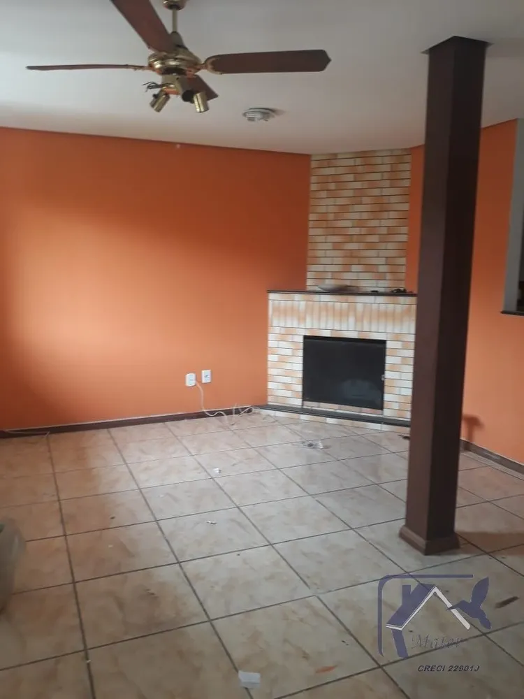 Casa, 3 quartos, 156 m² - Foto 2