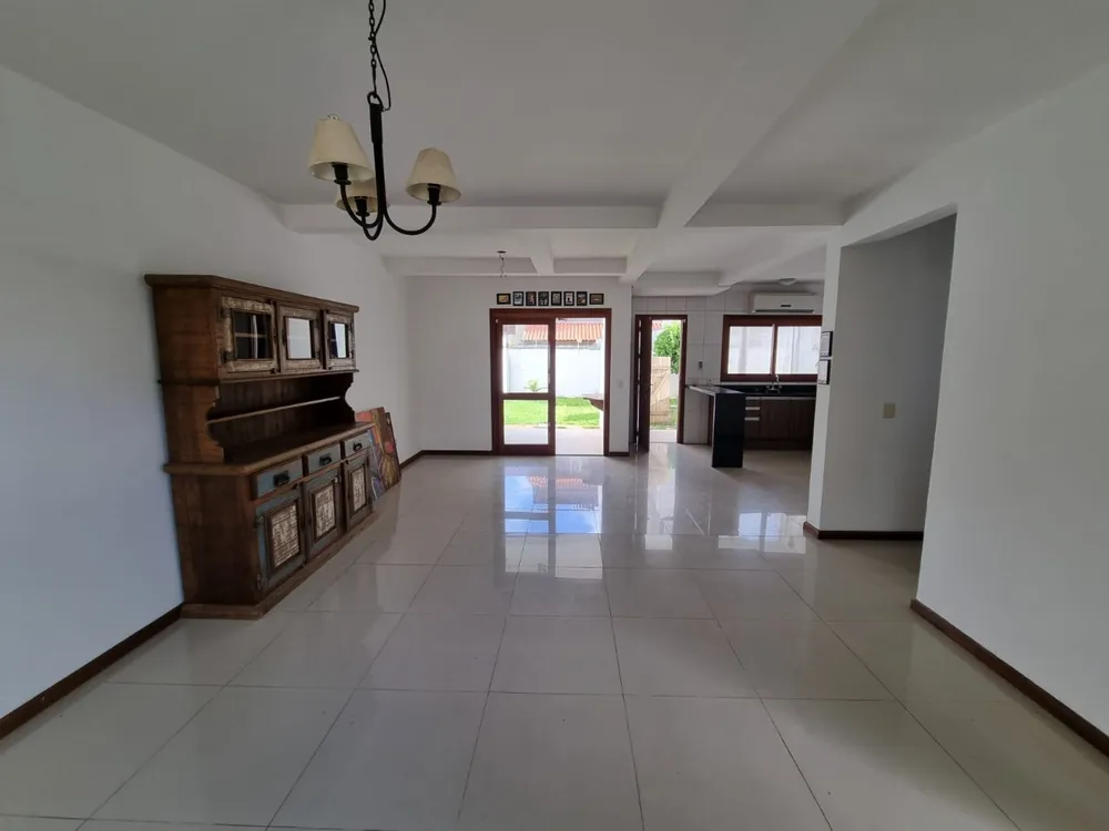 Casa, 3 quartos, 139 m² - Foto 2