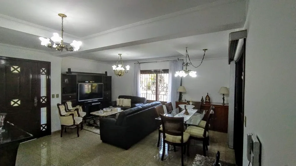 Casa, 3 quartos, 248 m² - Foto 4