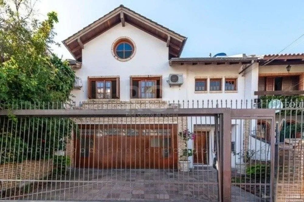 Casa, 4 quartos, 286 m² - Foto 1