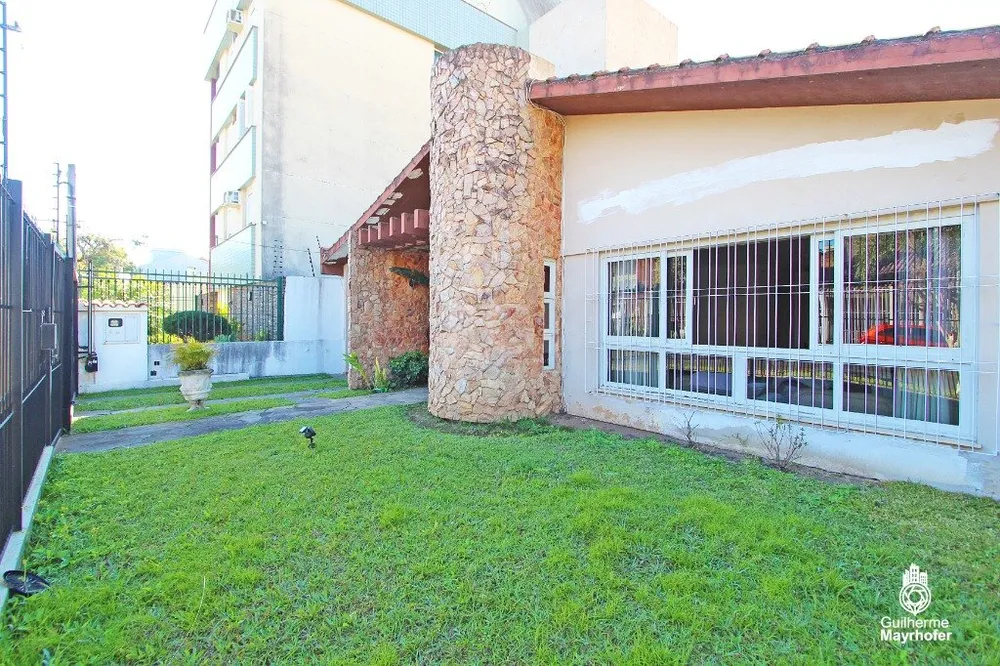 Casa, 3 quartos, 215 m² - Foto 2