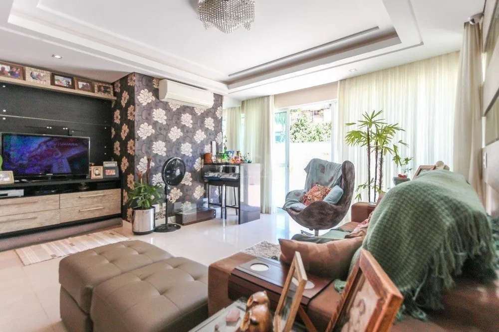 Apartamento, 3 quartos, 198 m² - Foto 1