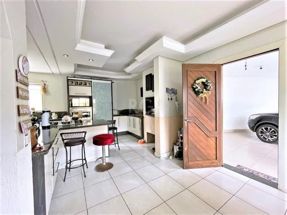 Casa, 3 quartos, 253 m² - Foto 2