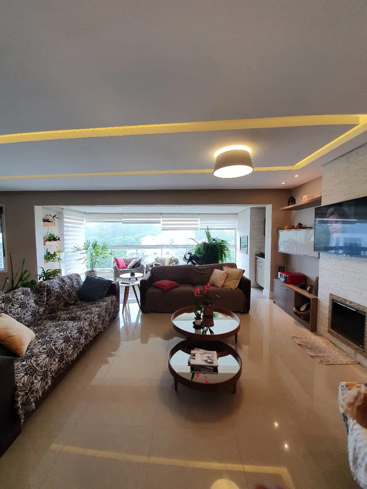 Apartamento, 3 quartos, 162 m² - Foto 1