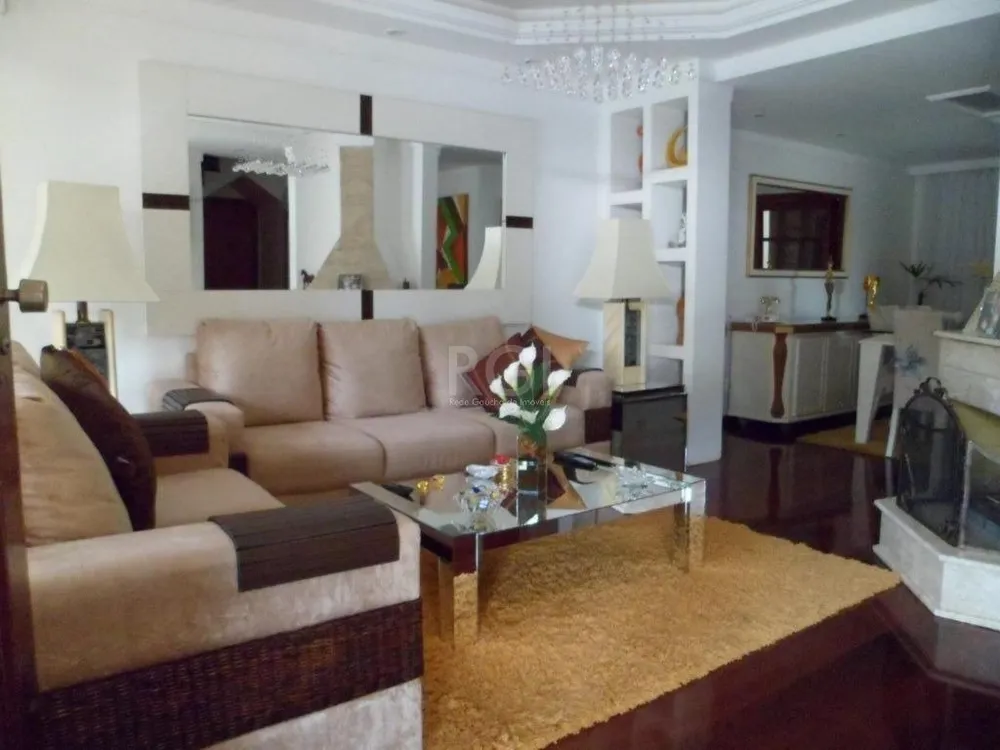 Casa, 4 quartos, 216 m² - Foto 2