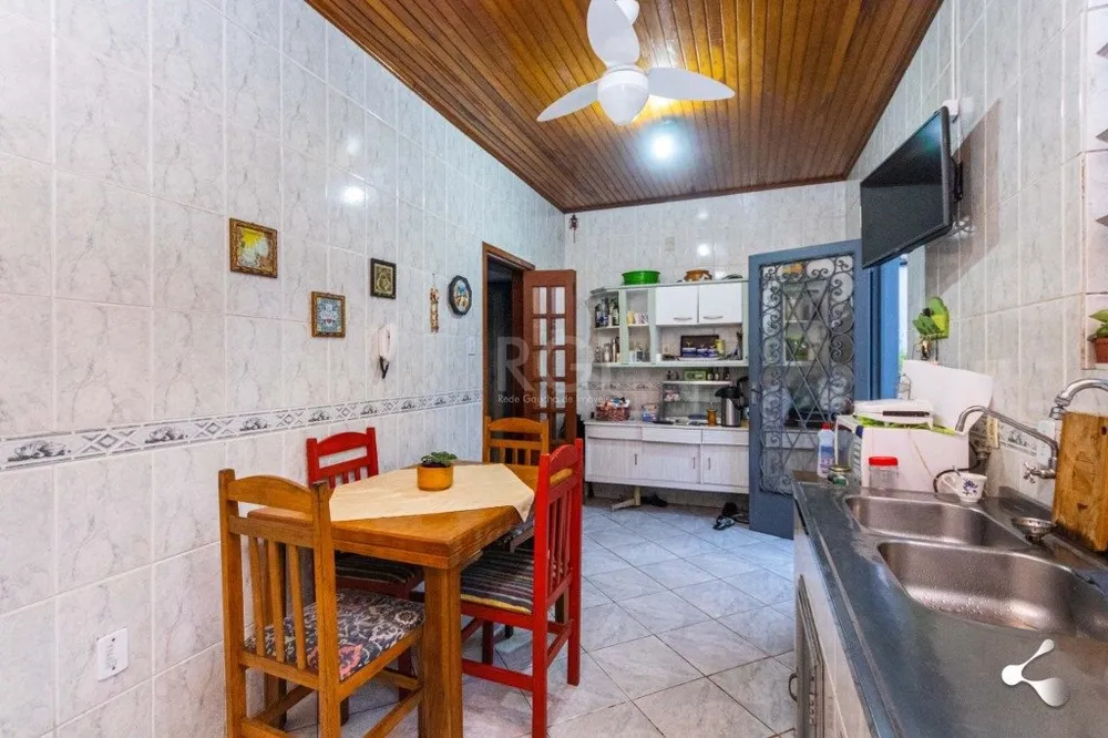 Casa, 3 quartos, 240 m² - Foto 3
