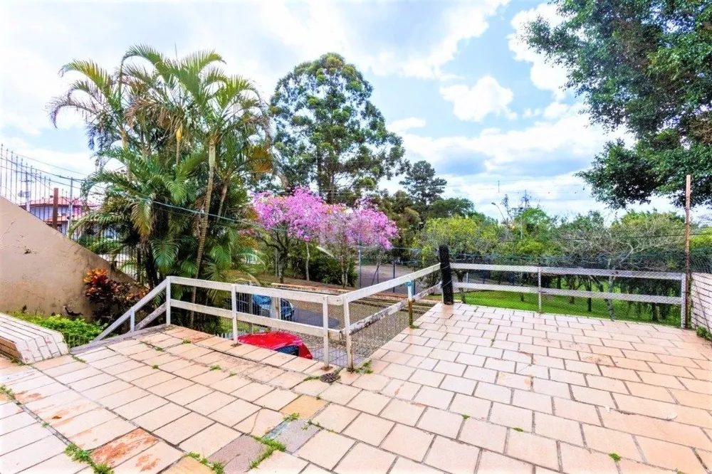 Casa, 3 quartos, 232 m² - Foto 2
