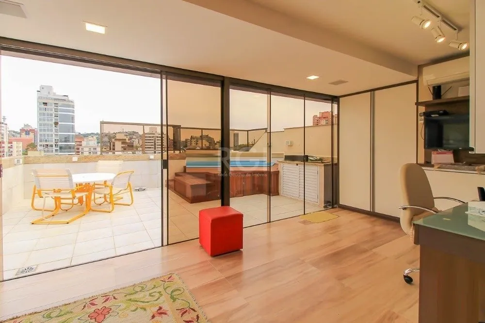 Cobertura, 3 quartos, 252 m² - Foto 2