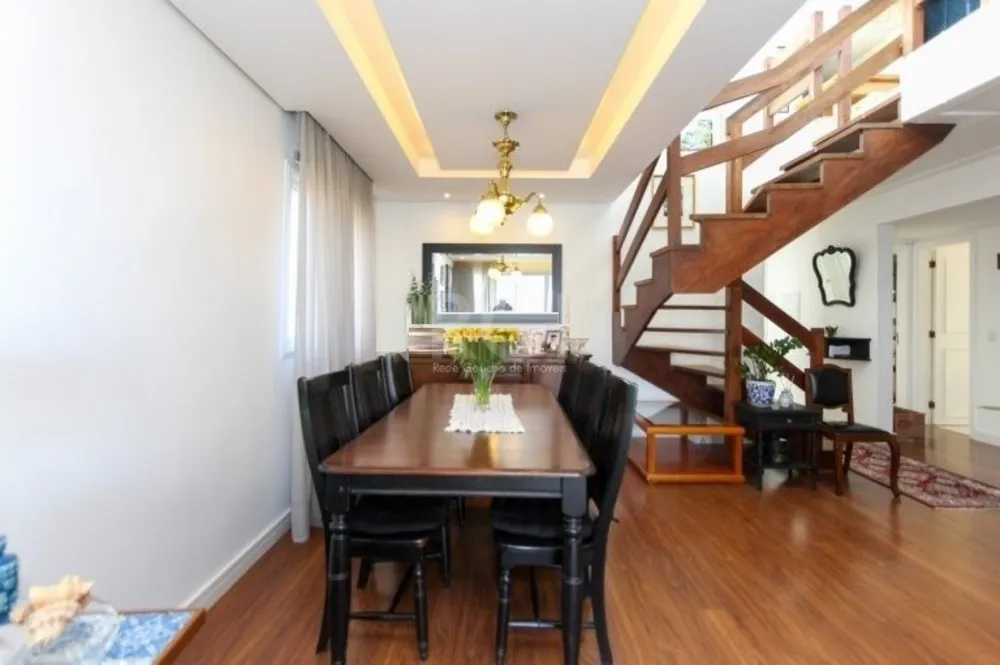 Cobertura, 3 quartos, 238 m² - Foto 2