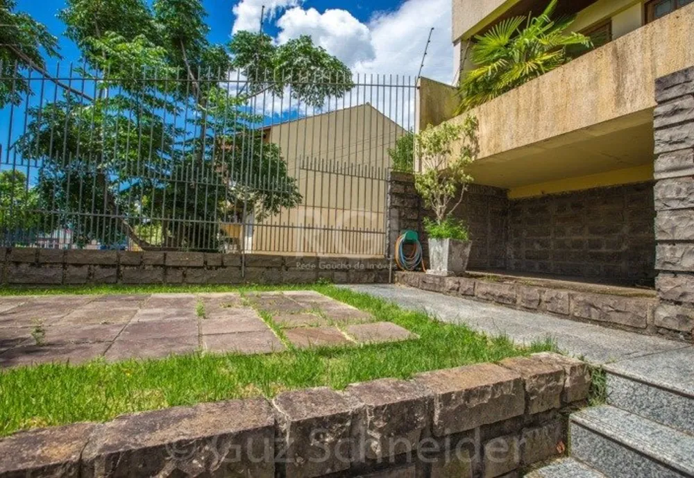 Casa, 3 quartos, 244 m² - Foto 2