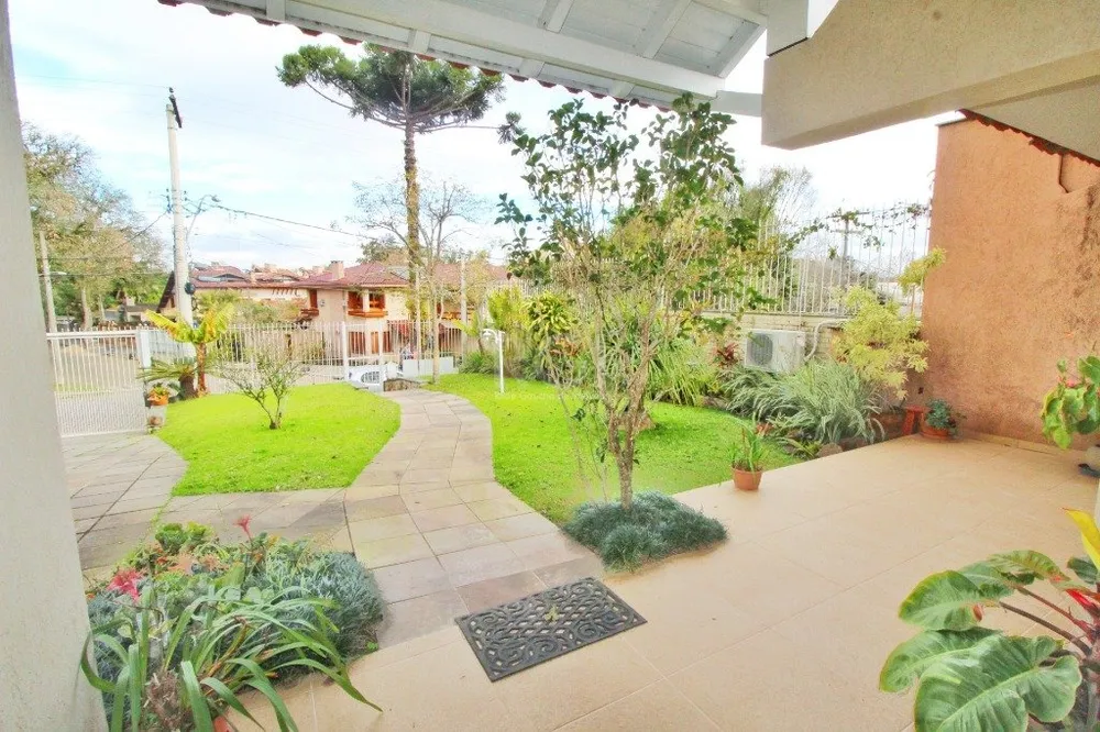 Casa, 4 quartos, 200 m² - Foto 2