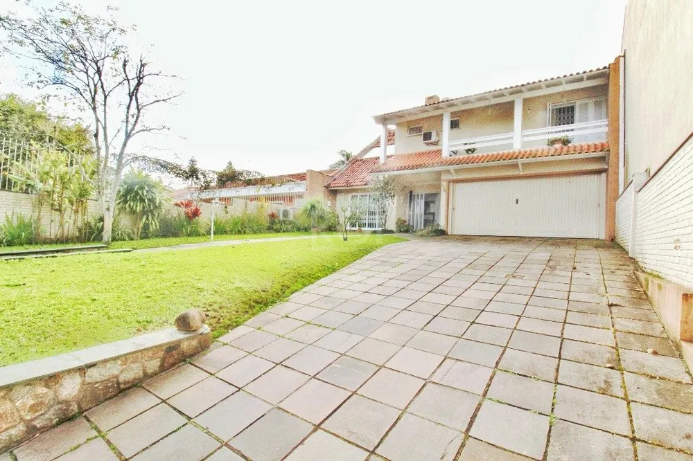 Casa, 4 quartos, 200 m² - Foto 1