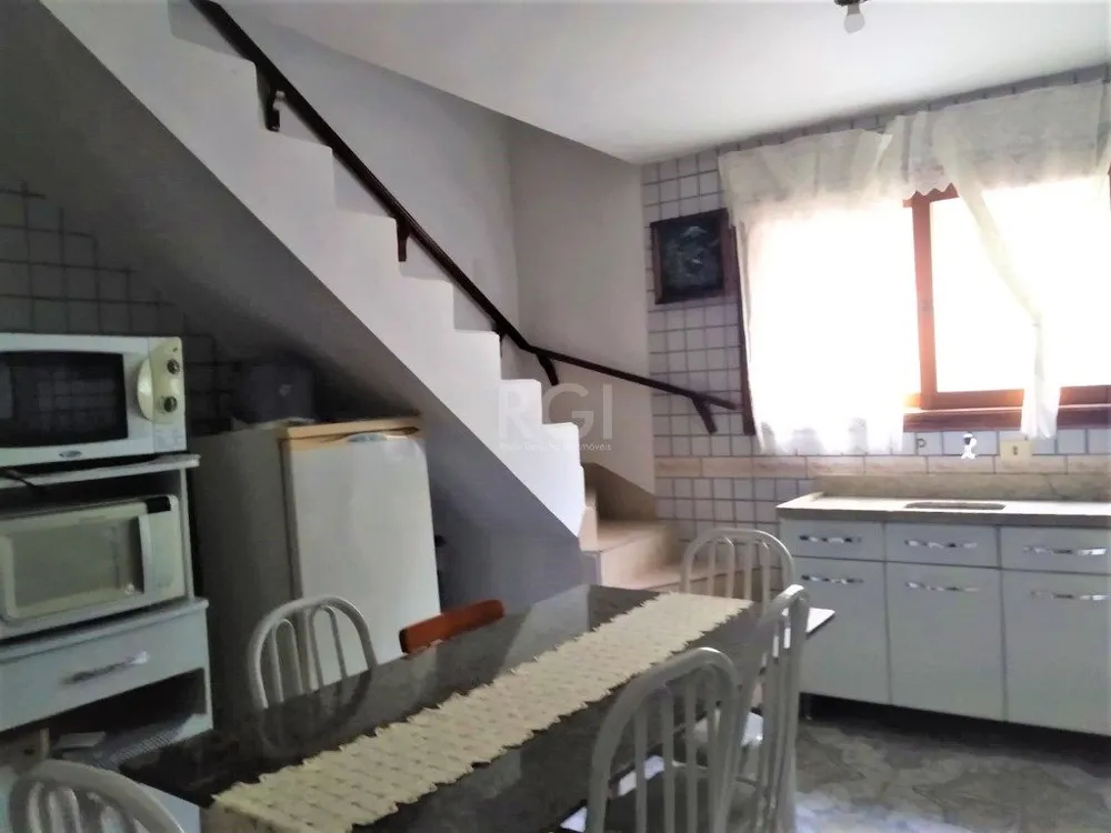 Casa, 3 quartos, 190 m² - Foto 3