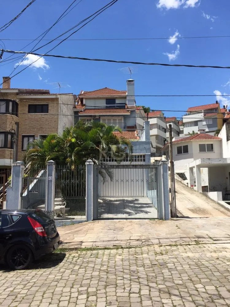 Casa, 5 quartos, 324 m² - Foto 1
