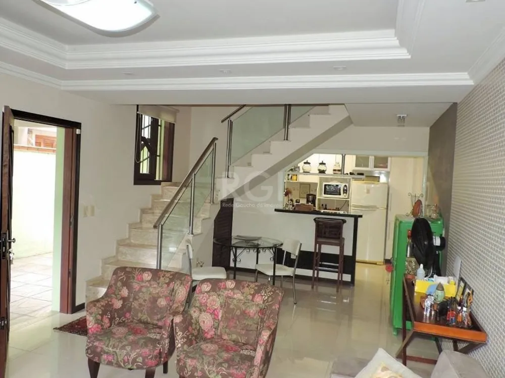 Casa, 3 quartos, 229 m² - Foto 2