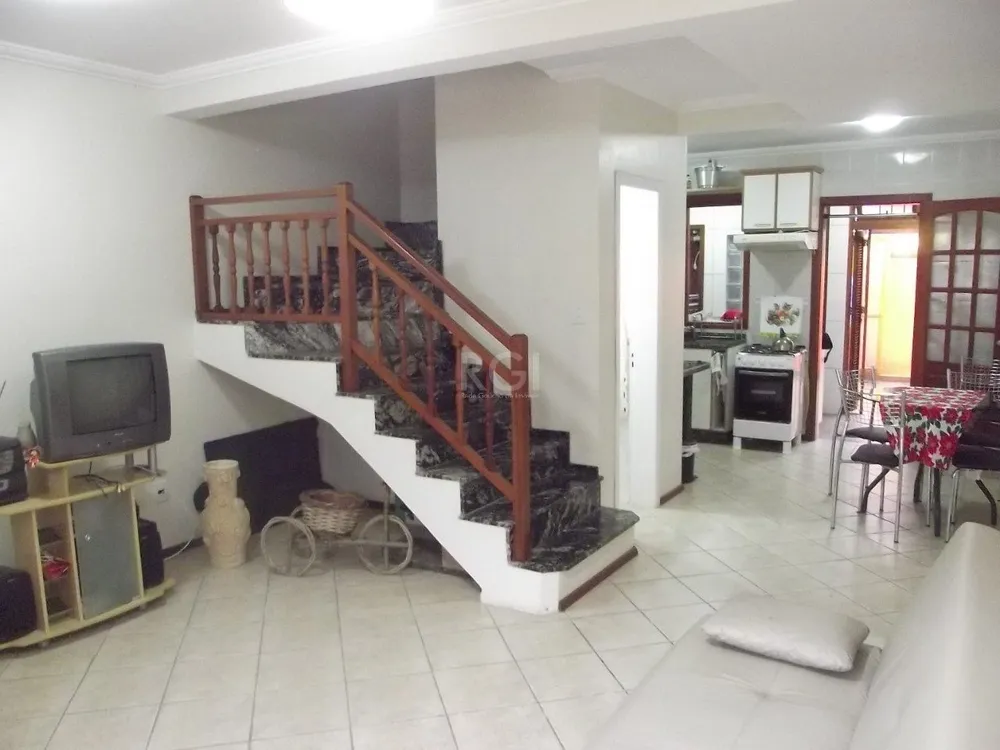 Casa, 2 quartos, 72 m² - Foto 1