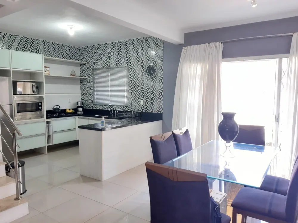 Casa, 3 quartos, 168 m² - Foto 4