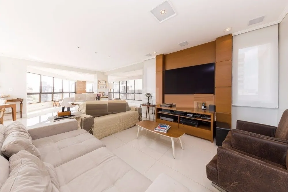 Apartamento, 3 quartos, 258 m² - Foto 1