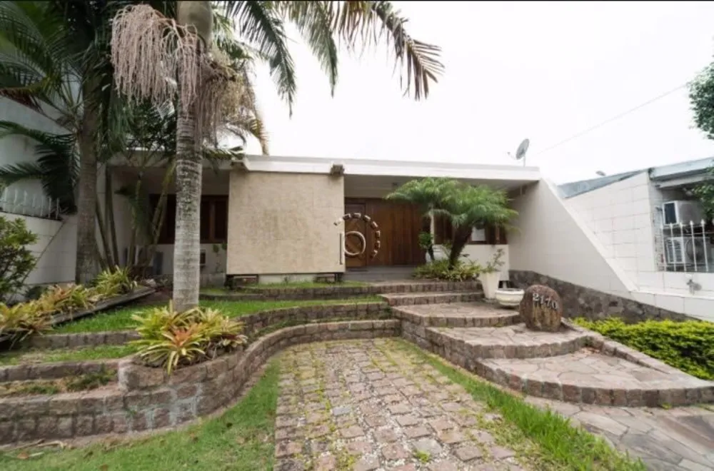 Casa, 3 quartos, 263 m² - Foto 1