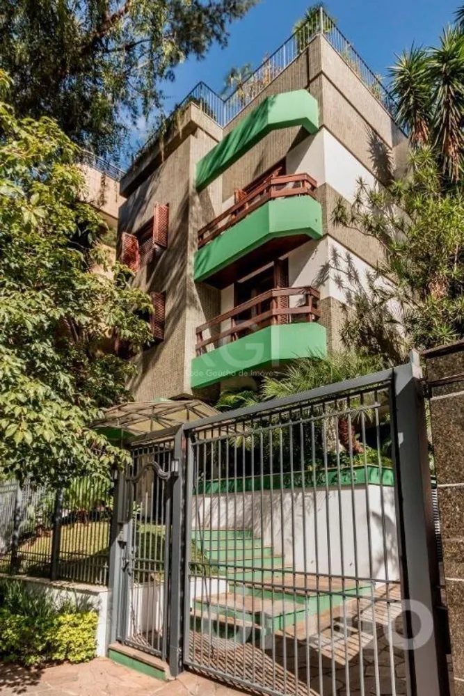 Cobertura, 3 quartos, 244 m² - Foto 1