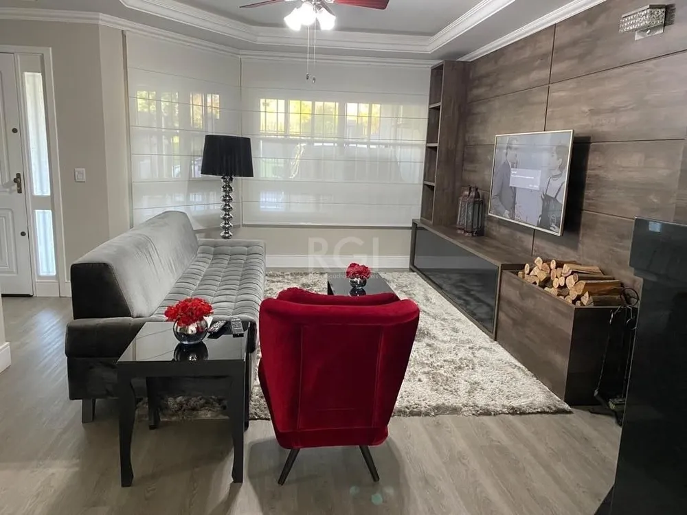 Sobrado, 2 quartos, 208 m² - Foto 1