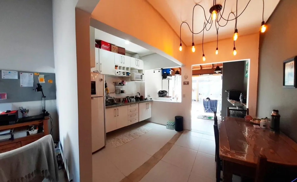 Casa, 2 quartos, 70 m² - Foto 1