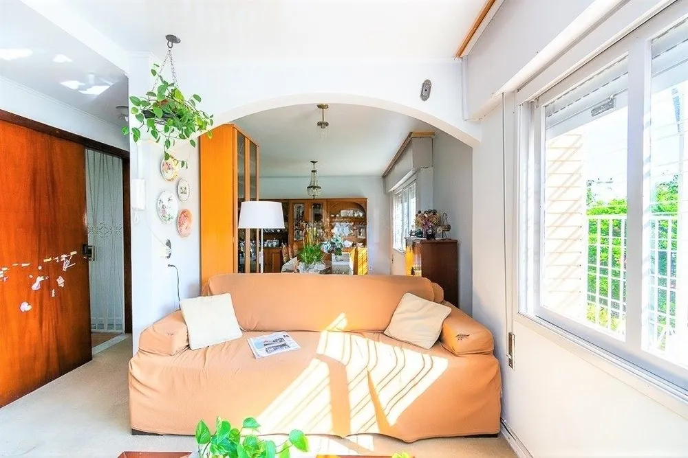 Casa, 4 quartos, 215 m² - Foto 1