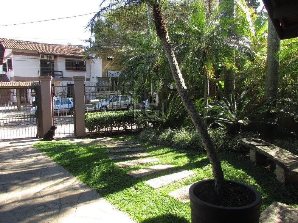 Casa, 5 quartos, 291 m² - Foto 2