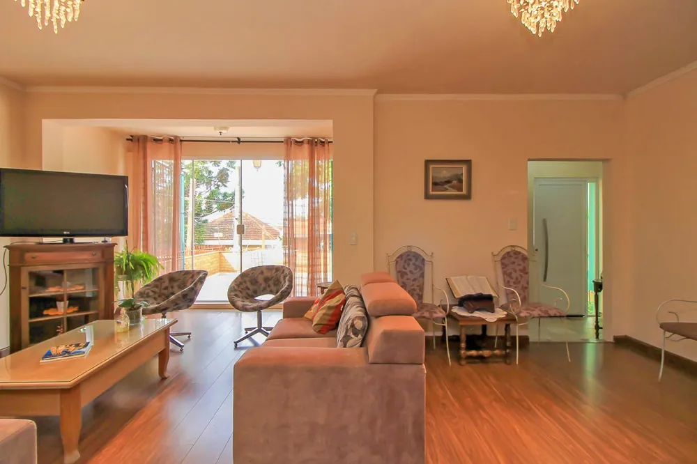 Casa, 4 quartos, 308 m² - Foto 1