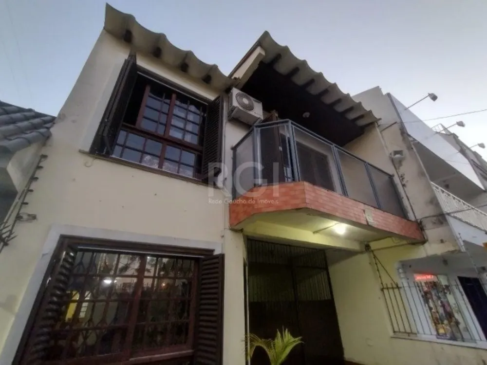 Casa, 4 quartos, 299 m² - Foto 1