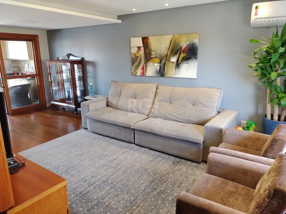 Casa, 3 quartos, 340 m² - Foto 1
