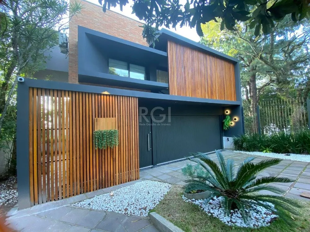 Casa, 4 quartos, 340 m² - Foto 1
